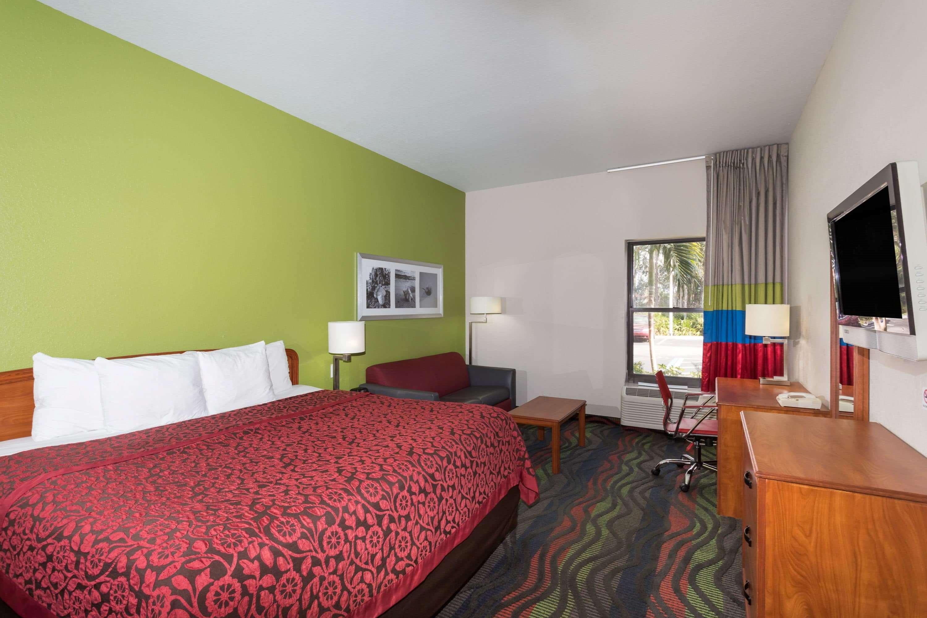 Days Inn & Suites By Wyndham Fort Myers Near Jetblue Park Luaran gambar