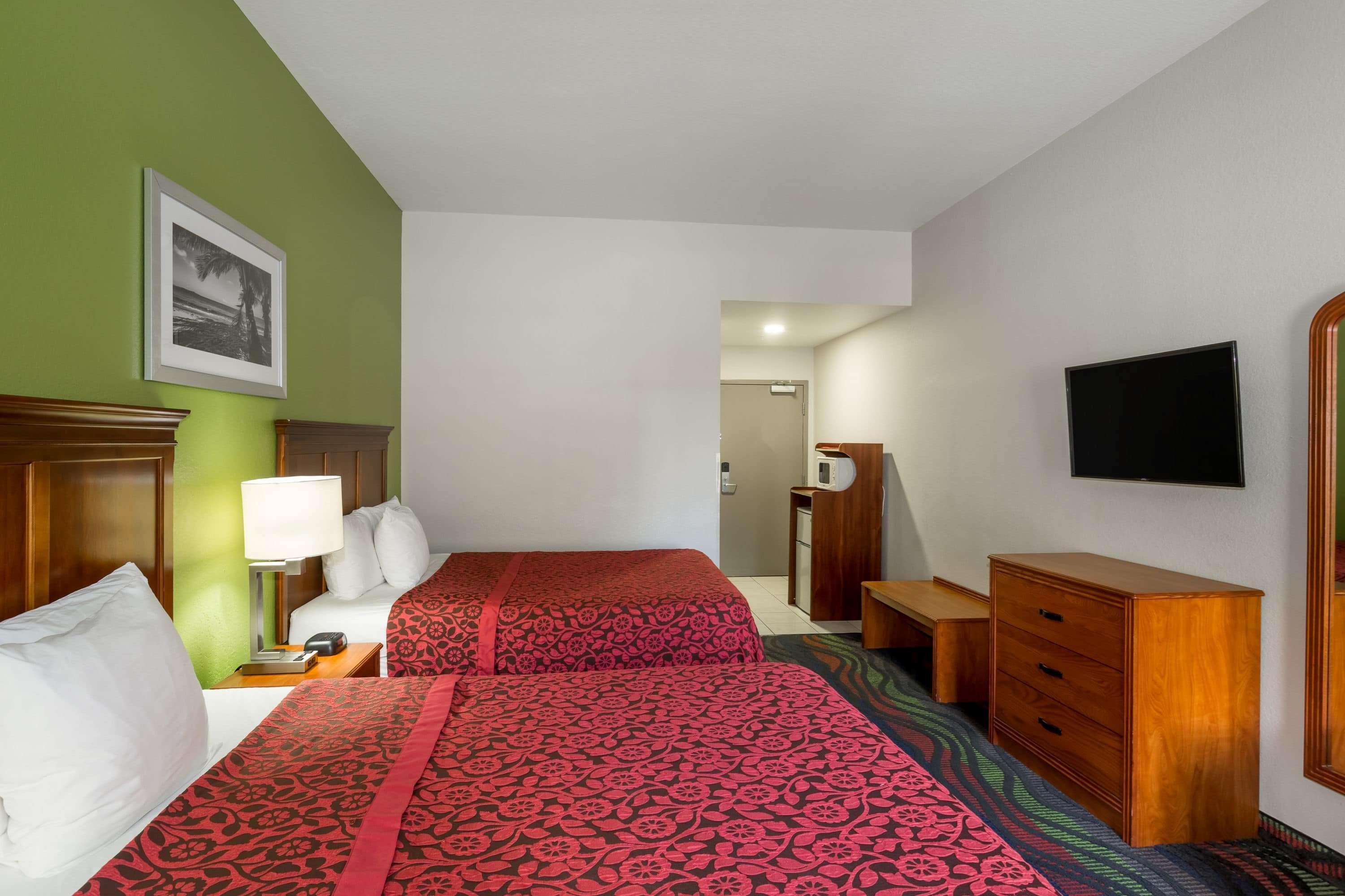 Days Inn & Suites By Wyndham Fort Myers Near Jetblue Park Luaran gambar