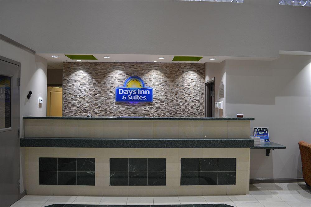 Days Inn & Suites By Wyndham Fort Myers Near Jetblue Park Luaran gambar